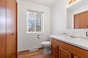 2700 Maple Hills Dr, Green Bay, WI 54313 - Photo 26