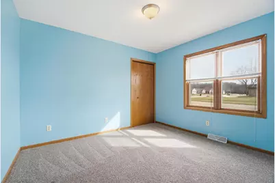 405 W Hawthorne Drive, Waupun, WI 53963 - Photo 16