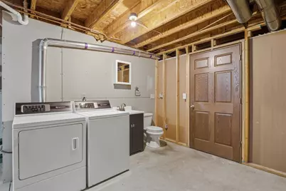 405 W Hawthorne Drive, Waupun, WI 53963 - Photo 24