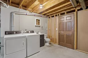 405 W Hawthorne Dr, Waupun, WI 53963 - Photo 24