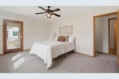 405 W Hawthorne Drive, Waupun, WI 53963 - Photo 12