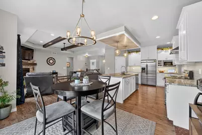 W6036 Zach Street, Menasha, WI 54952 - Photo 10