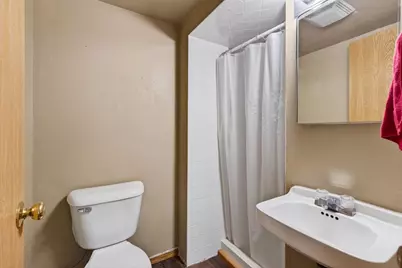 451 Roosevelt Street, Fond du Lac, WI 54935 - Photo 18