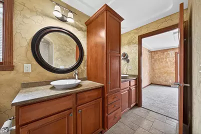 2718 W Independence Court, Appleton, WI 54914 - Photo 18