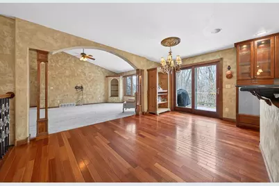 2718 W Independence Court, Appleton, WI 54914 - Photo 8