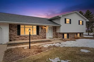 N8963 Terrace Ln, Luxemburg, WI 54217 - Photo 2