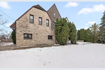 187 E Division Street, Fond du Lac, WI 54935 - Photo 54