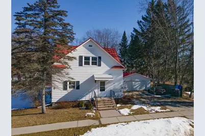 215 N Oxford Street, Wautoma, WI 54982 - Photo 2