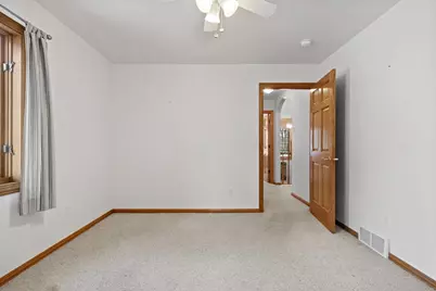 3096 Lepak Lane, Green Bay, WI 54313 - Photo 32