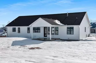 1605 Torchwood Trl, De Pere, WI 54115 - Photo 48