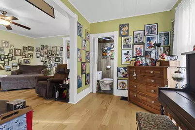 29 W Melvin Avenue, Oshkosh, WI 54901 - Photo 16