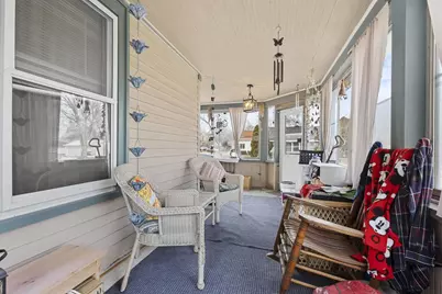 29 W Melvin Avenue, Oshkosh, WI 54901 - Photo 10