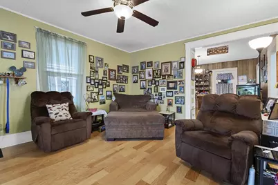 29 W Melvin Avenue, Oshkosh, WI 54901 - Photo 14