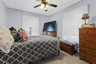 29 W Melvin Ave, Oshkosh, WI 54901 - Photo 30