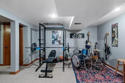 1327 Sandstone Place, Green Bay, WI 54313 - Photo 38