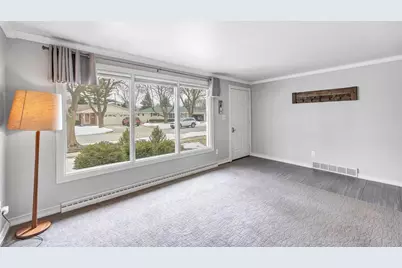 1604 Walls Street, Green Bay, WI 54304 - Photo 6