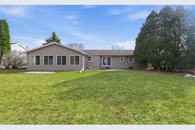 870 Nicolet Avenue, Oshkosh, WI 54901 - Photo 26