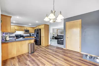 2080 W Higgins, De Pere, WI 54115 - Photo 4