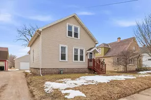 1125 Winnebago Ave, Oshkosh, WI 54901 - Photo 1