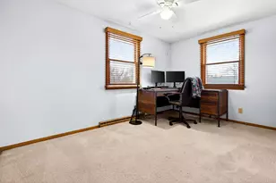 1041 Shannon St, Neenah, WI 54956 - Photo 24