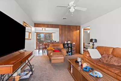 1376 Kellogg Street, Green Bay, WI 54303 - Photo 2