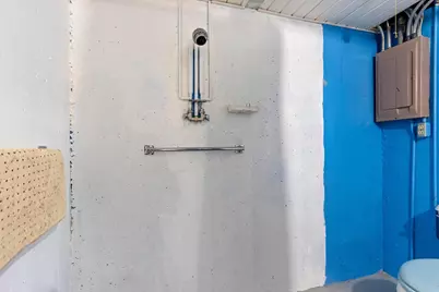 1376 Kellogg Street, Green Bay, WI 54303 - Photo 16