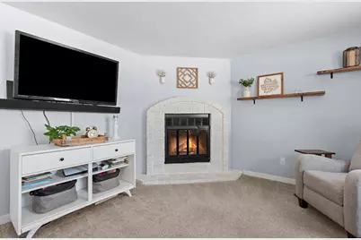 3089 Ferndale Drive, Green Bay, WI 54313 - Photo 4