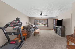 108 S Humphrey Cir, Shawano, WI 54166 - Photo 24