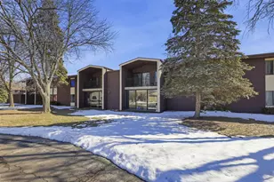 1699 Alcan Dr, Menasha, WI 54952 - Photo 20