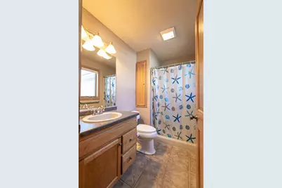 2190 Hidden Creek Road, Neenah, WI 54956 - Photo 16