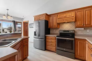 3950 Agatha Christie Ave, De Pere, WI 54115 - Photo 14