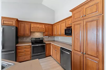 3950 Agatha Christie Avenue, De Pere, WI 54115 - Photo 10