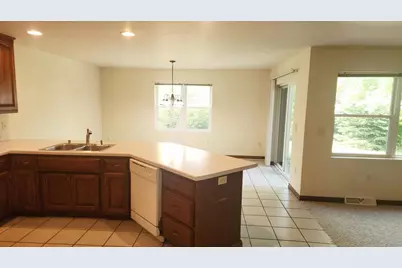 715 Edge Point Court #2, De Pere, WI 54115 - Photo 10