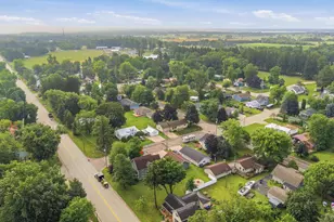 215 E Alfred St, Weyauwega, WI 54983 - Photo 14