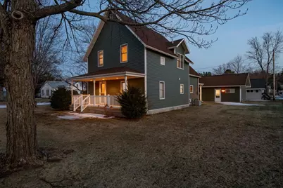 215 Alfred Street, Weyauwega, WI 54983 - Photo 6