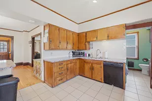 253 4th St, Fond du Lac, WI 54935 - Photo 8