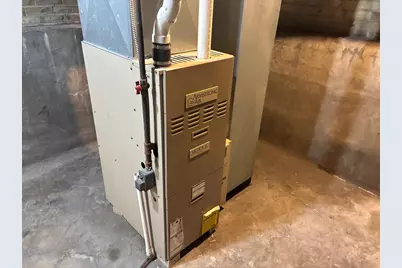 2038 Railroad Street, New Holstein, WI 53061 - Photo 10