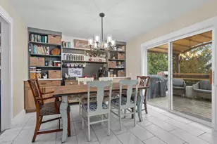 200 Fox Fire Dr, Oshkosh, WI 54904 - Photo 8