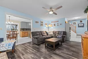 200 Fox Fire Dr, Oshkosh, WI 54904 - Photo 6