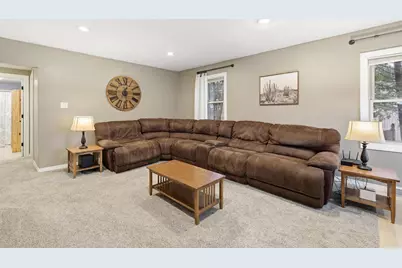 1779 Badger Street, Green Bay, WI 54303 - Photo 8