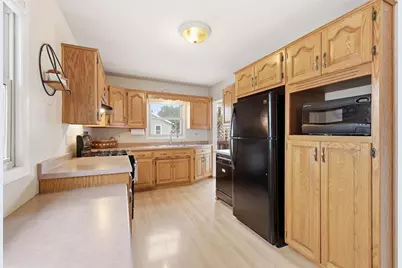 1779 Badger Street, Green Bay, WI 54303 - Photo 4