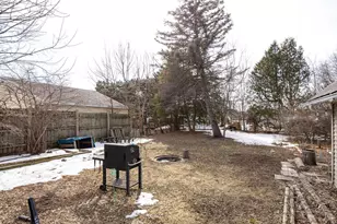 212 4th St, Neenah, WI 54956 - Photo 8