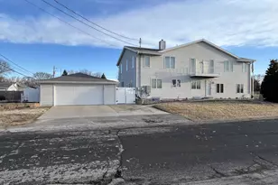 1407 N Lynndale Dr, Appleton, WI 54914 - Photo 32