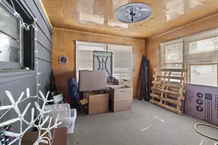 1017 Edgewood Cir, Marinette, WI 54143 - Photo 22