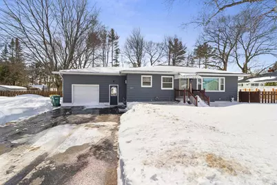 1017 Edgewood Circle, Marinette, WI 54143 - Photo 2