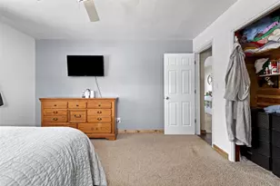 1017 Edgewood Cir, Marinette, WI 54143 - Photo 16