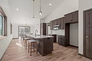 503 Founders Wy, Little Chute, WI 54140 - Photo 4
