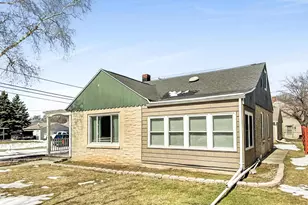 602 E Glendale Ave, Appleton, WI 54911 - Photo 2