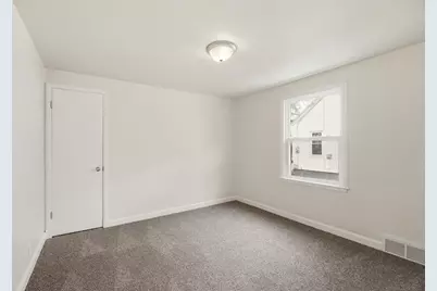 831 Martin Street, Menasha, WI 54952 - Photo 8