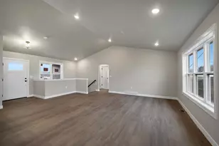 4981 Water Mint Ct, Green Bay, WI 54313 - Photo 4